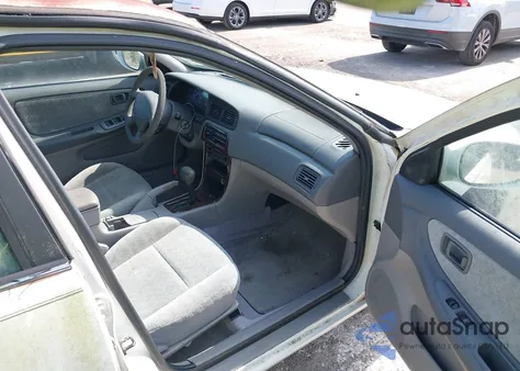 2001 Nissan Altima Gxe из США, поврежденный, VIN 1N4DL01D91C149930